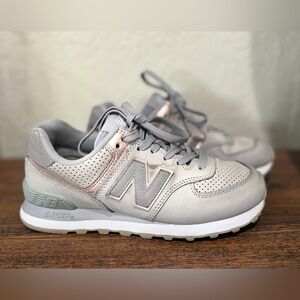 New Balance Womens WL574NBN Grey Arctic Sky Champagne Nubuck Shoes Size 7 US